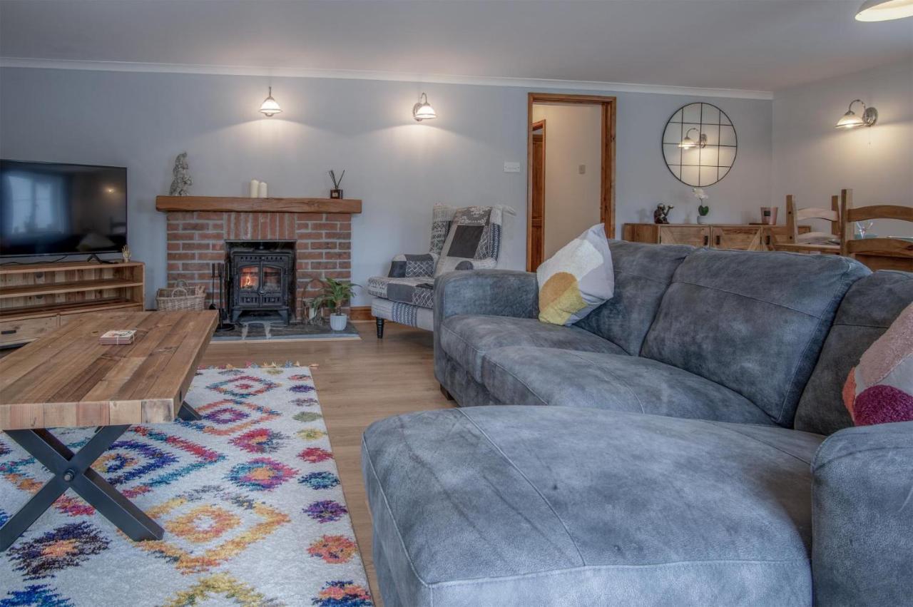 Tucking Mill - 3 Bedroom Holiday Home - Stepaside Stepaside  Dış mekan fotoğraf