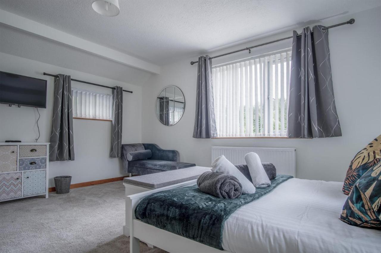 Tucking Mill - 3 Bedroom Holiday Home - Stepaside Stepaside  Dış mekan fotoğraf